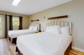 Baneberry Inn 8